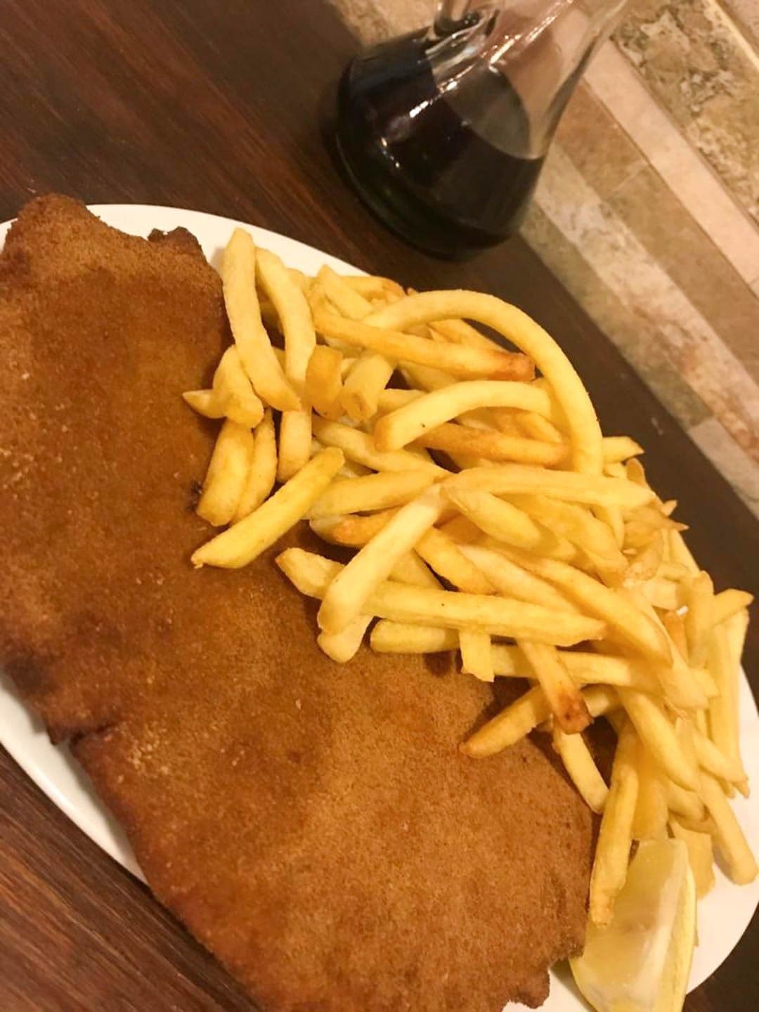 Imagen de Milanesa de pollo con guarnición